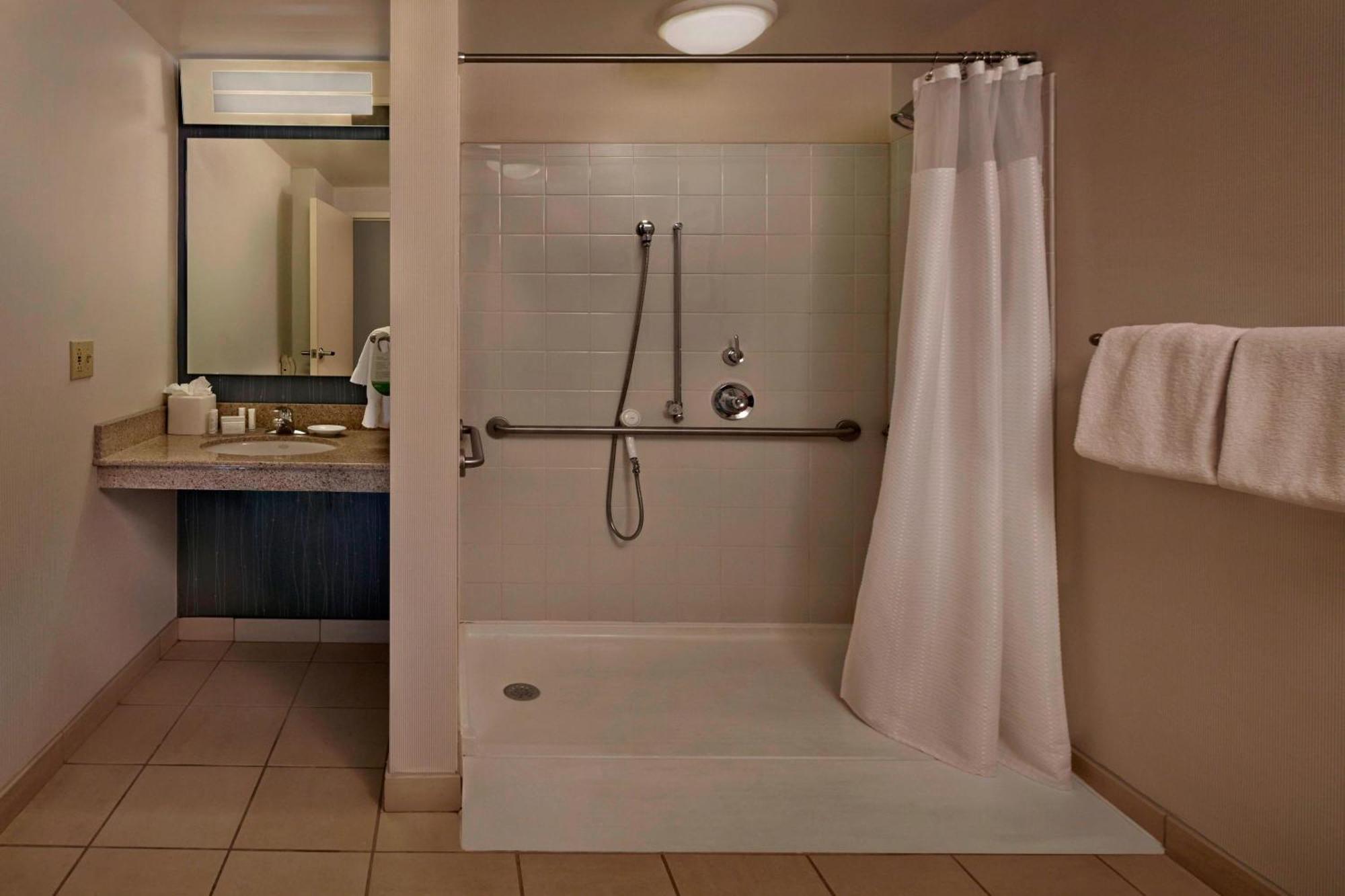 Hotel Courtyard By Marriott Providence Warwick Exterior foto
