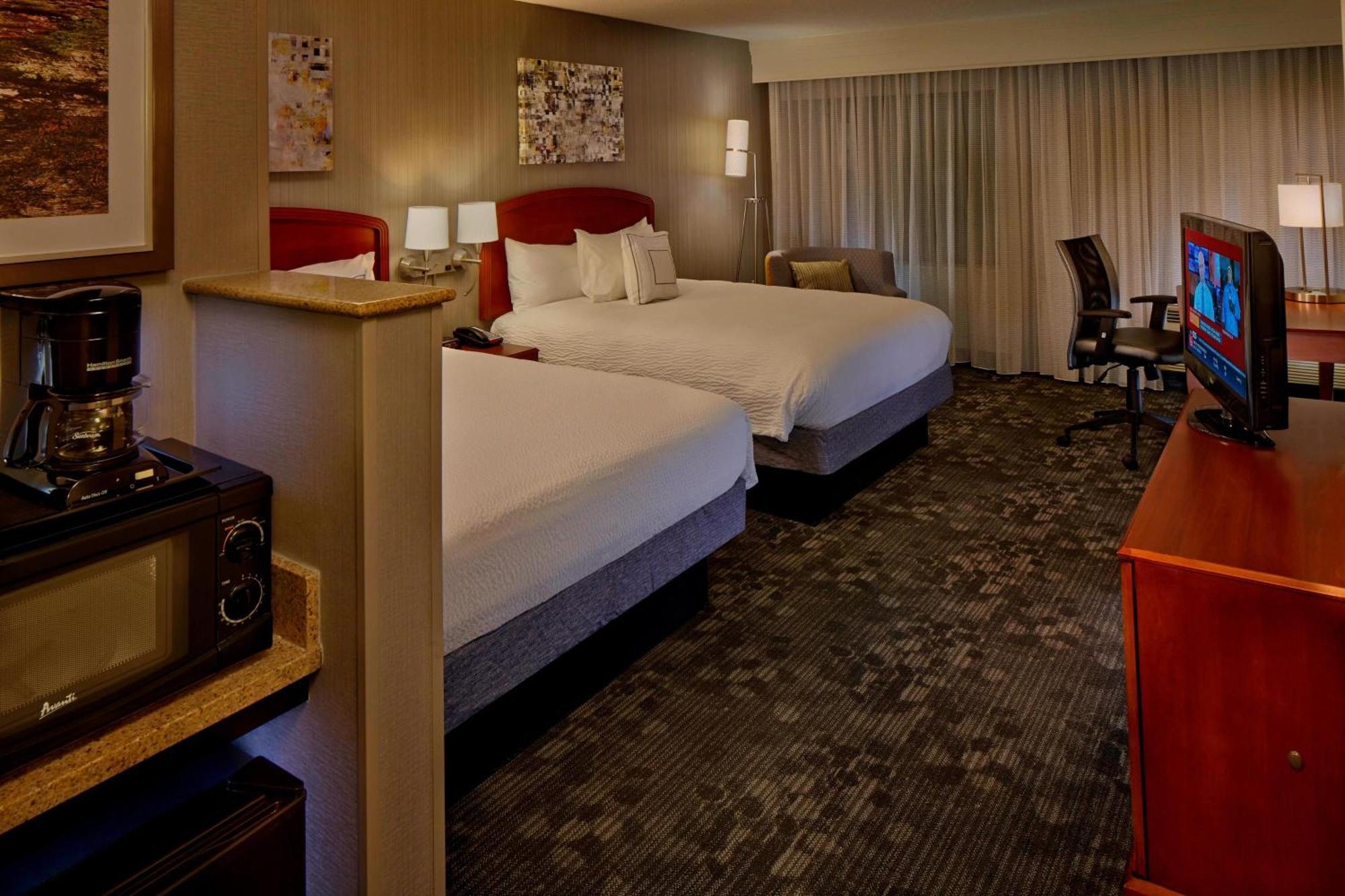 Hotel Courtyard By Marriott Providence Warwick Exterior foto