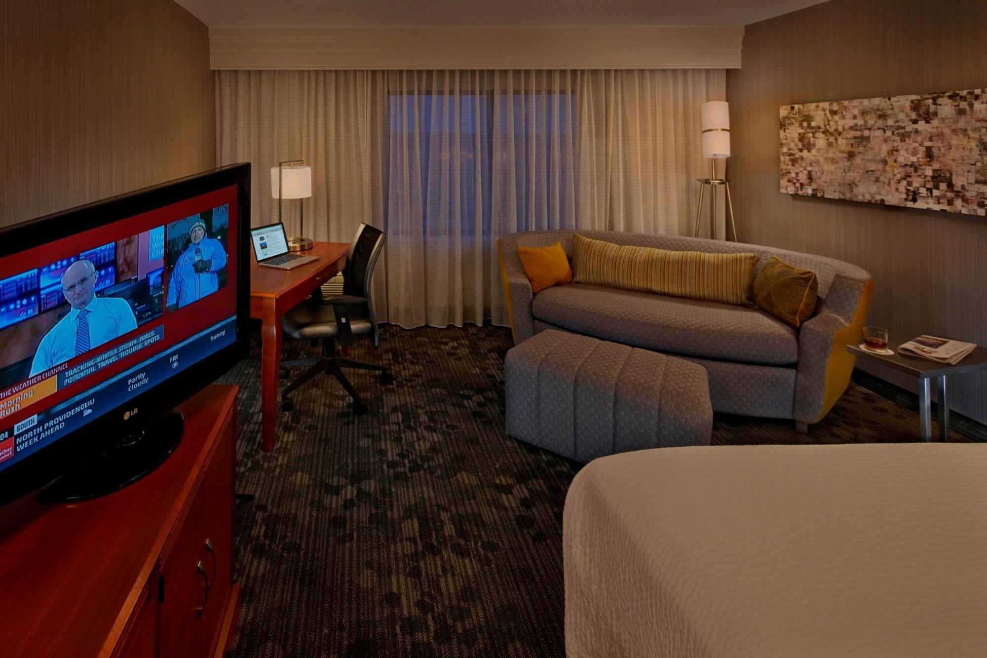 Hotel Courtyard By Marriott Providence Warwick Exterior foto